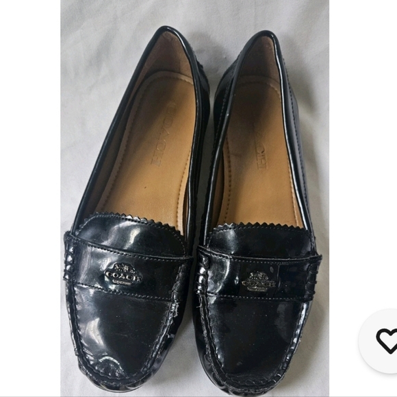 Coach Odette Black Patent Leather Loafers Non Slip Rubber Sole Women's Size 6.5 - Picture 2 of 7